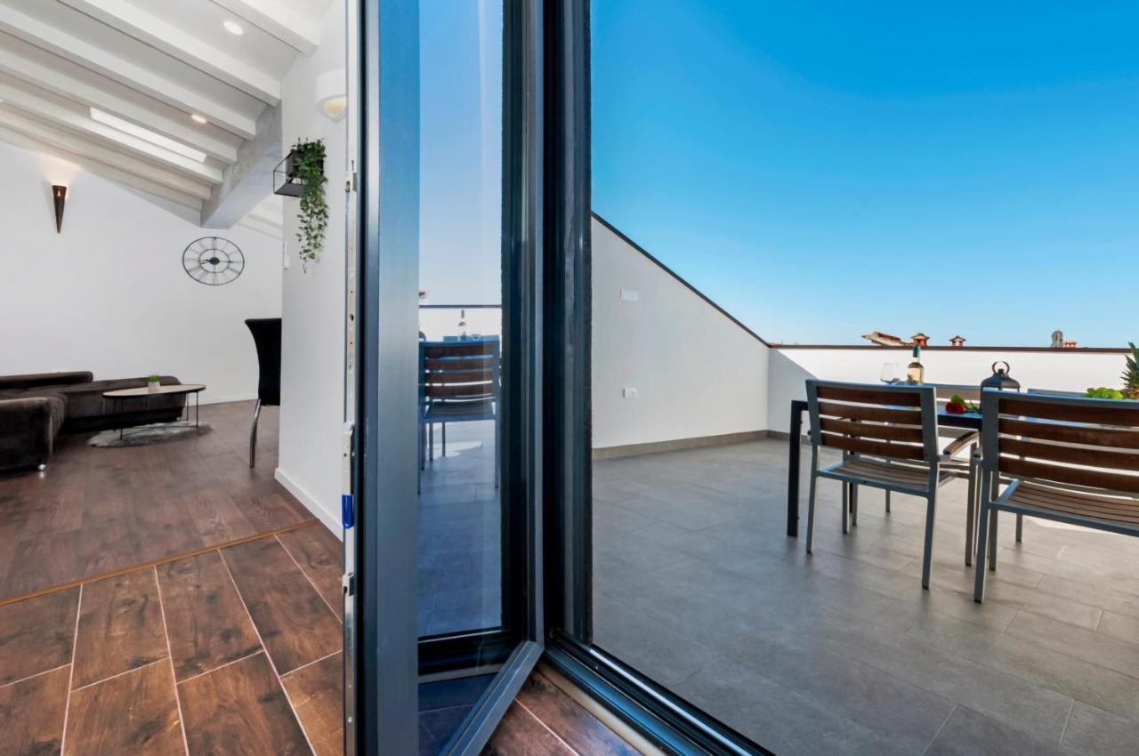 Deluxe Apartments A&A - 2 روفينج المظهر الخارجي الصورة