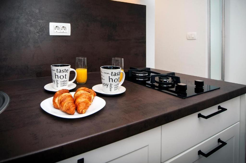 Deluxe Apartments A&A - 2 روفينج المظهر الخارجي الصورة