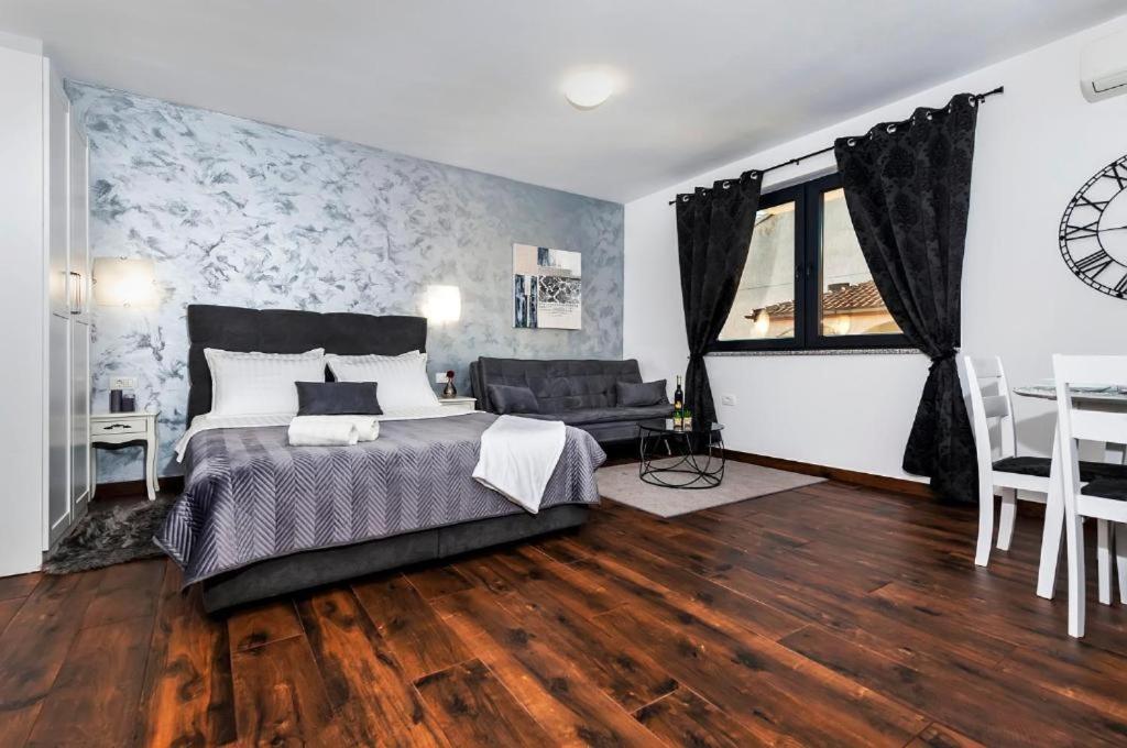 Deluxe Apartments A&A - 2 روفينج المظهر الخارجي الصورة